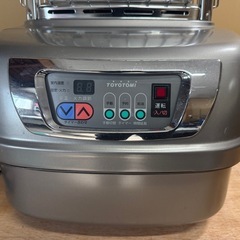 トヨトミ　業務用ストーブ　KF-100  2006年製の画像