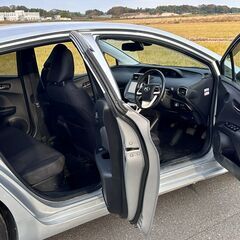 ★純正９インチナビ★フルセグテレビ★バックモニター★クリアランス★トヨタセーフティセンス★車検令和９年９月の画像