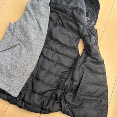 PLST フード付きグレーダウンベスト サイズ2の画像