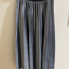 ベルベット調 スカートの画像