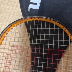 硬式テニスラケットの画像