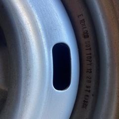 145/80-12  軽トラスタッドレスタイヤの画像