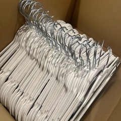 コストコ　ハンガー　106本の画像