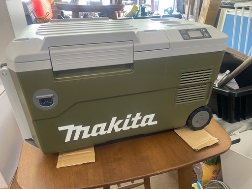 ★未使用★マキタ(Makita) 充電式保冷温庫（オリーブ） 40Vmax CW001GZO　リサイクルショップ宮崎屋佐土原店R7.11.19