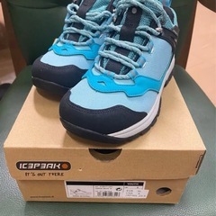 アイスピーク（ICEPEAK） ジュニア トレッキングシューズ ブルー　23.5センチ　ナノケア消臭スプレー　セットの画像