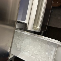 465L自動製氷機能付きノンフロン、冷凍冷蔵庫の画像