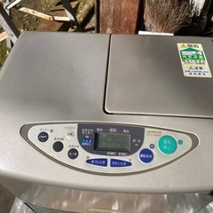 石油ファンヒーターの画像