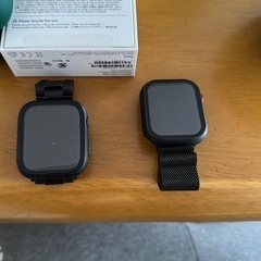 エアーポッズとアップルウォッチの画像