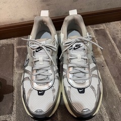 【美品！】NIKE V2K RUN の画像