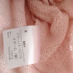 HUSH HUSH　薄手かぎ編みドルマン風ニット　ピンク　ゆたりのあるМサイズの画像