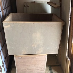 ベニア、箱、引き出しなどの画像