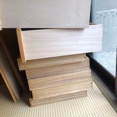 ベニア、箱、引き出しなどの画像