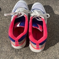 new balance　の画像