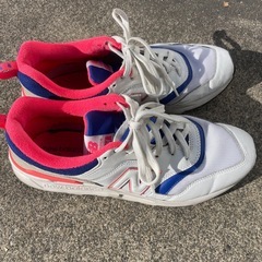 new balance　の画像