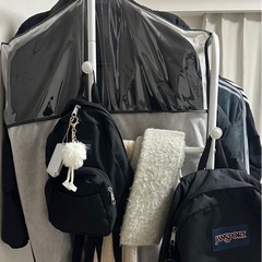 ハンガーラックの画像