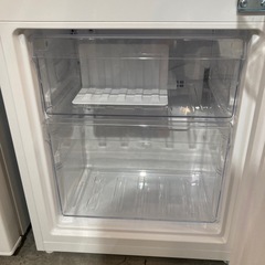 【ジモティー割】ハイアール 2023年製 2ドア 冷蔵庫（ID1586）の画像