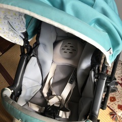 コンビベビーカー(スゴカルα 4 キャス　Light ) A型ベビーカーの画像