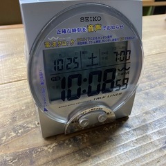 未使用　SEIKO 音声・電波時計 DA203S