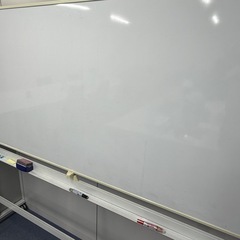 業務用ホワイトボード　譲ります。引き取り限定の画像