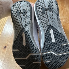 アンダーアーマー靴の画像