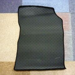 ☆MITSUBISHI OUTLANDER フロアマット 6枚セット 運転席 フロントフロア リアフロア サードフロア 三菱 アウトランダー 社外品 札幌市 豊平区 平岸店の画像