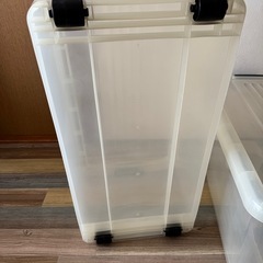 美品　大きいサイズ　コロ付き押入れ収納2個セット　の画像