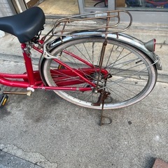 赤い外出用の画像