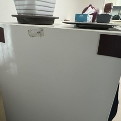 IKEA エクスぺディート（カラックスの旧モデル）の画像