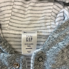GAP パーカー　70cmの画像
