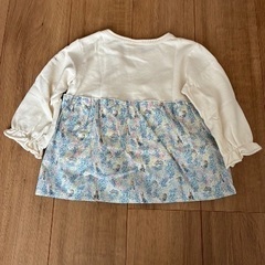 100円。女の子トレーナー100cmの画像