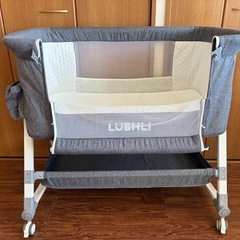 LUBHLI 　折りたたみ ベビーベッドの画像