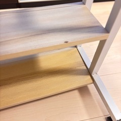 キャスター付きデスク（棚2段）の画像