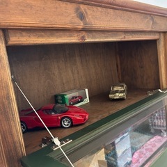 木目が素晴らしいアンティーク、ヴィンテージ木製飾り棚、食器棚、本棚の画像