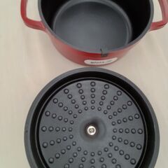 ★リユースのサカイ水戸店★ gioia ラウンドキャセロール レッド H×D×W20 クリーニング済み MT6306の画像