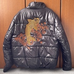 絡繰魂ジャンパー
の画像