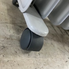 J626⭐️フィリップス　オイルヒーター　キャスター付きの画像