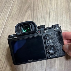 最近手に入れた Sony A7M3📷 状態良好、付属品も揃っていますの画像