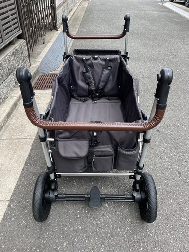 ベビーカーストローラーワゴン　bebepram