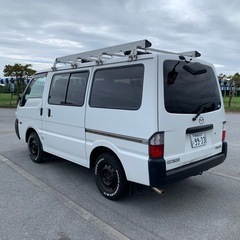 平成17年 マツダ ボンゴ ガソリン AT ETC、キャリア付き！両側スライドドア！キャンプ、アウトドアしたい方オススメ！4ナンバー登録で税金も安い！車検満タン！すぐ乗れます！整備！エアコン修理済み！の画像