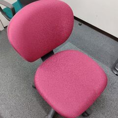 オフィスチェアの画像