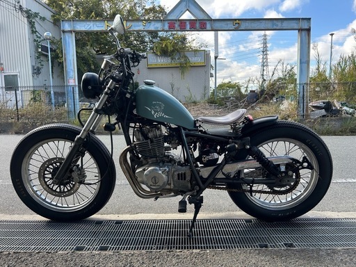 カスタム多数‼️スズキ　グラストラッカー250 クラシックタイヤ　NJ47 大阪