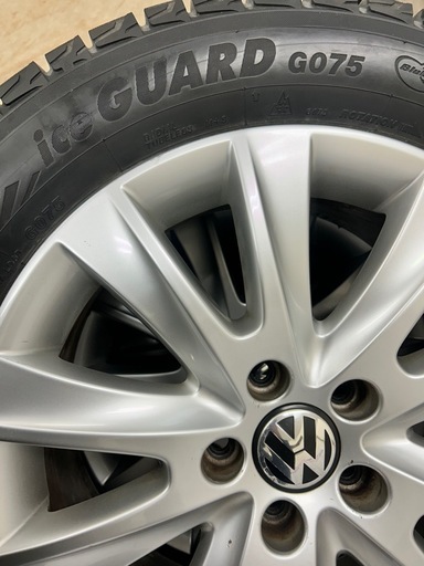 2024年製スタッドレス 235/55/R17 iceGUARD SUV G075  中古4本セット 珍しいサイズ