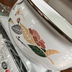 新品　琺瑯鍋と保温トレイの画像