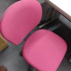 オフィスチェアの画像