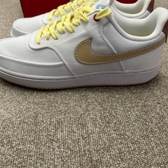 ナイキ　スニーカーの画像