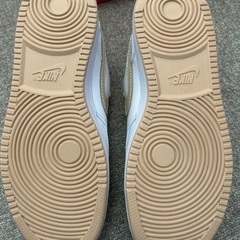 ナイキ　スニーカーの画像