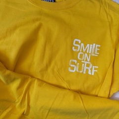 黄色い半袖達の画像