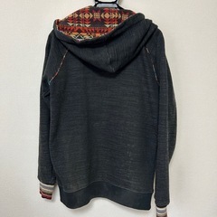 パーカーの画像