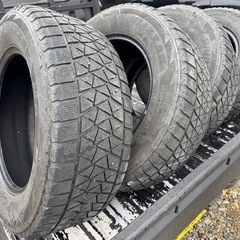 履き潰し　転がし用　275/60r18 スタッドレス　タイヤ　スタッドレスタイヤの画像