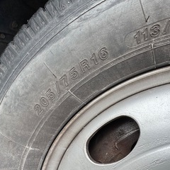 履き潰し　転がし用　275/60r18 スタッドレス　タイヤ　スタッドレスタイヤの画像